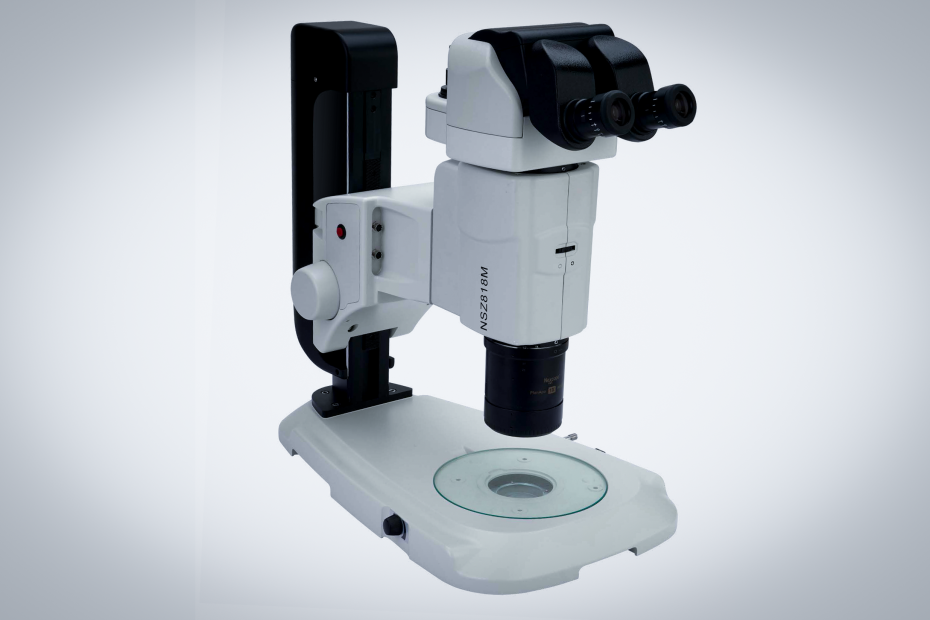 Apochromatic parallel light stereo microscope